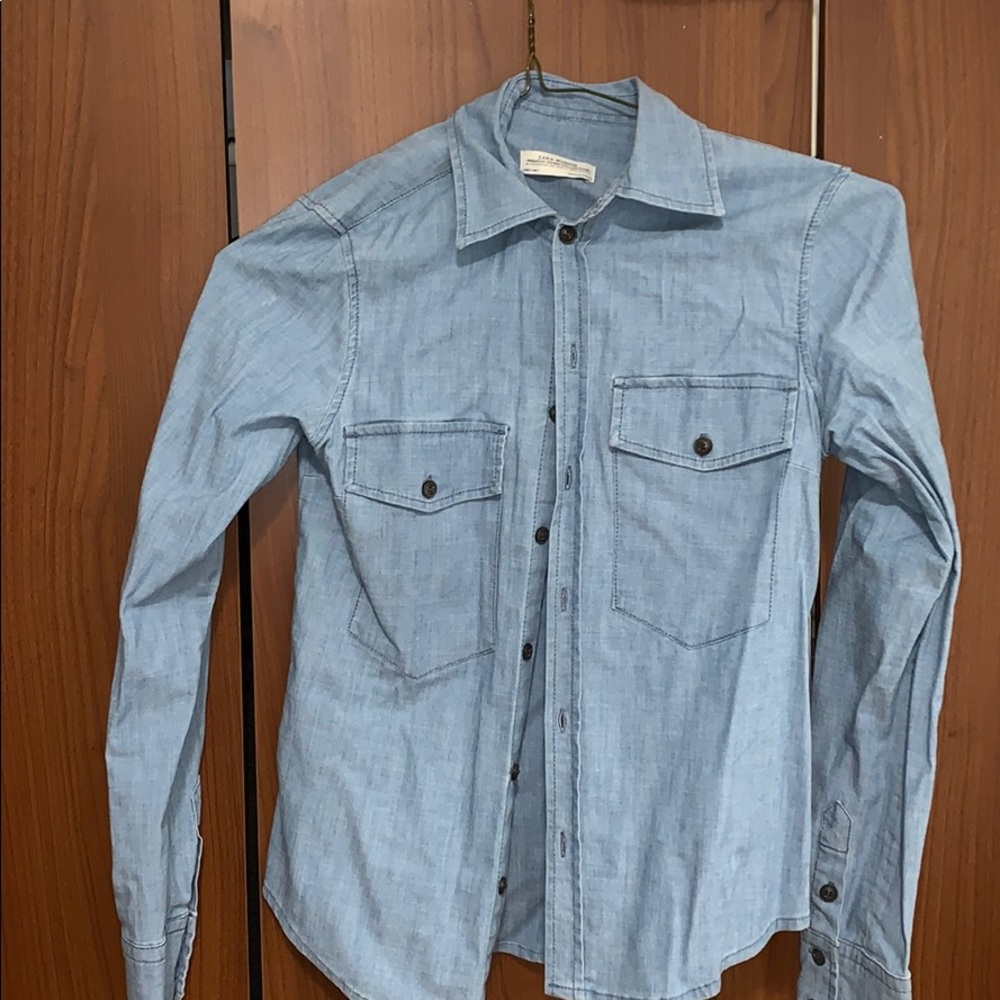 Women’s button down